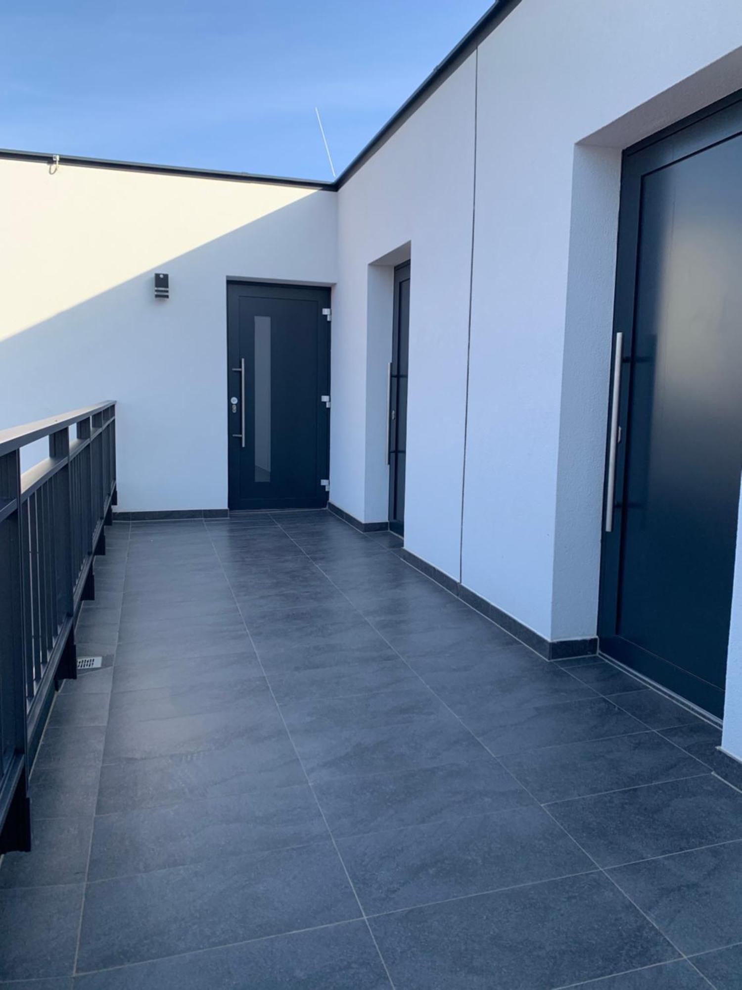 Weisses Haus Apartment Gerasdorf bei Wien Luaran gambar