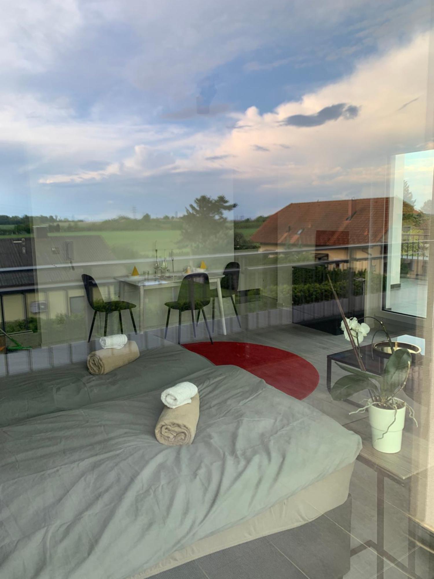 Weisses Haus Apartment Gerasdorf bei Wien Luaran gambar