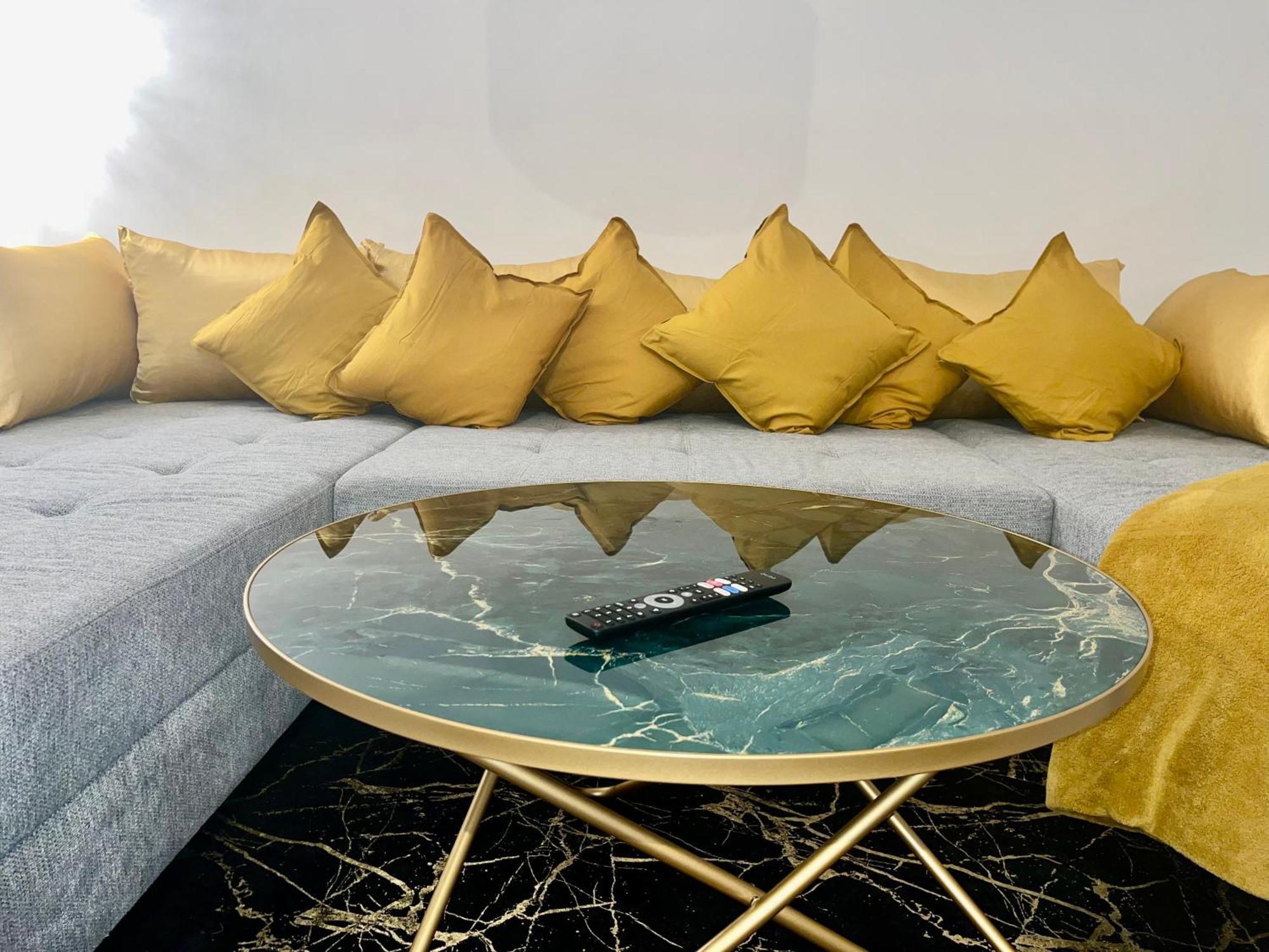 Weisses Haus Apartment Gerasdorf bei Wien Luaran gambar
